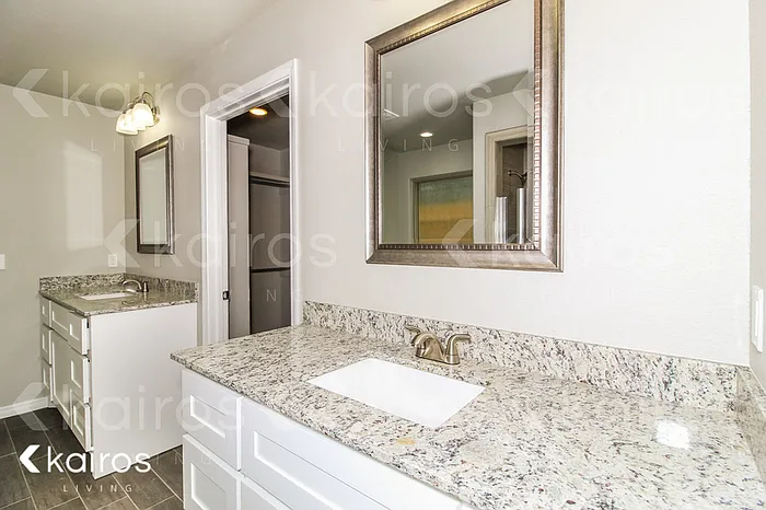 2703 Destin Ave — Photo 9