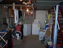 4th image of 116 W 12th St