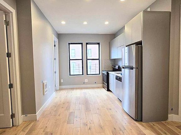 2nd image of 1442 Lexington Ave #5W