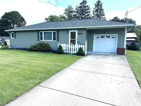 220 Sunnyfield Dr, Horseheads, NY 14845