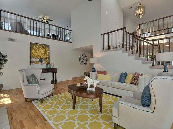 5th image of 899 Bowen Ave