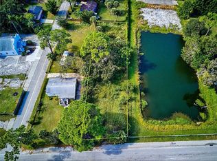 465 Church St, Nokomis, FL 34275