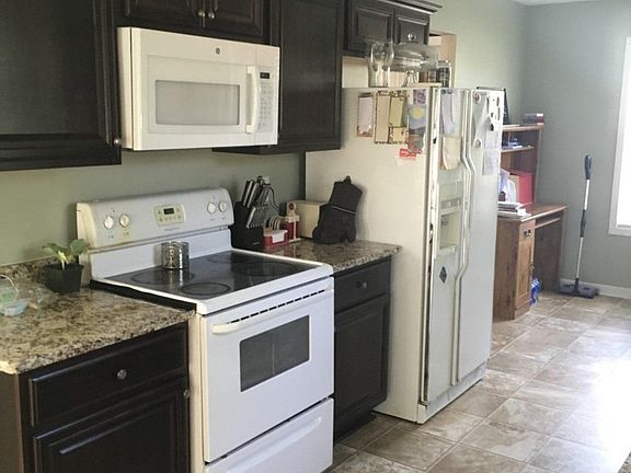 4th image of 99 Beacon Dr