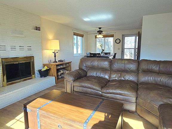 4th image of 227 Soquel St