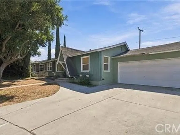 21211 Haston Pl, Lakewood, CA 90715