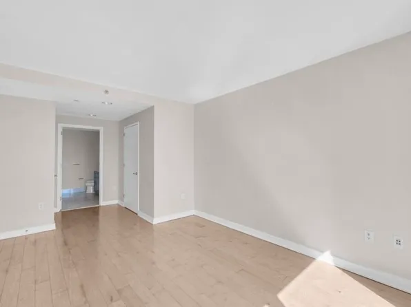 2 2nd Street image 16 of 24