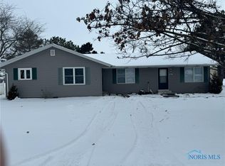 107 Barbara Ln, West Unity, OH 43570
