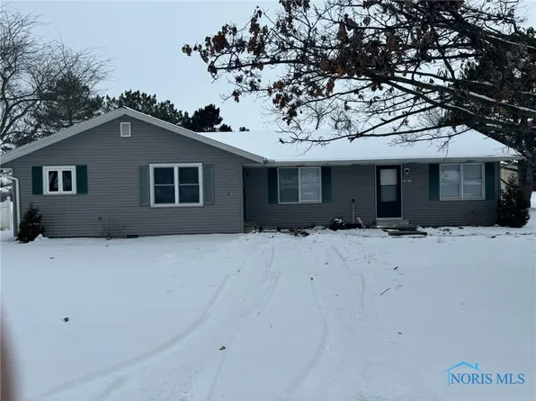 107 Barbara Ln, West Unity, OH 43570
