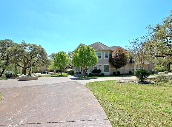 3rd image of 20637 Wahl Ln