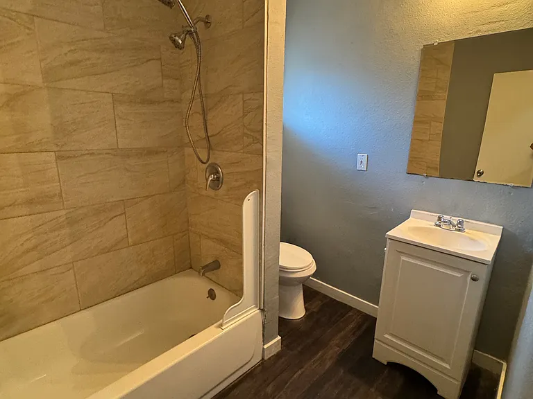 7901 Sierra Ave #3 — Photo 6