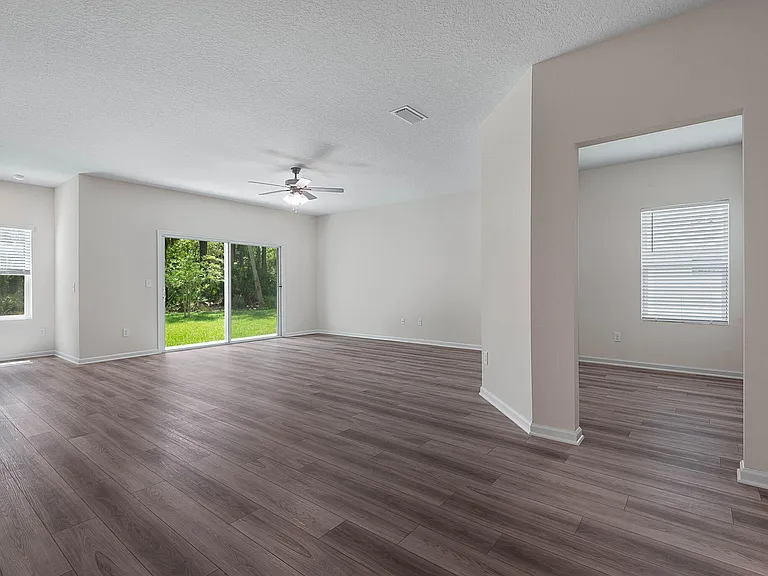 46 Poplar Dr — Photo 12
