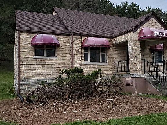 4th image of 1610 East Fincastle