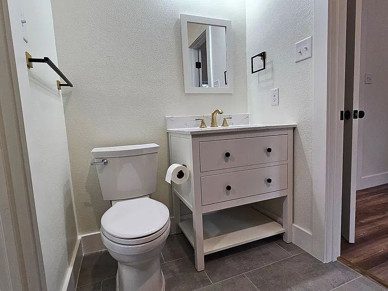 1700 Kendolph Dr — Photo 16
