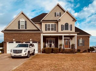 346 Saint Johns Loop, Raeford, NC 28376