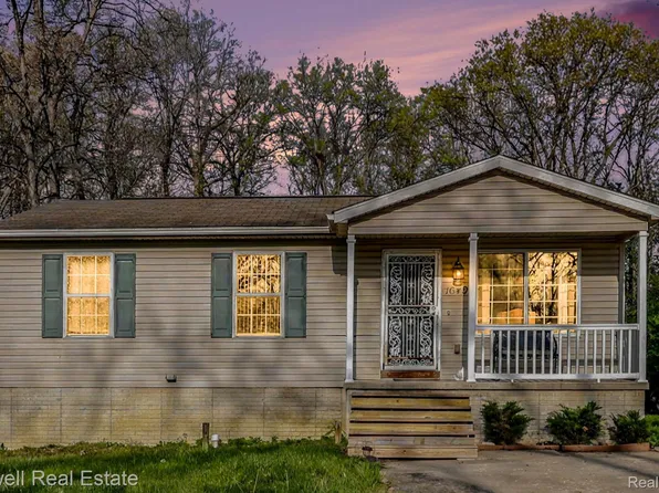 1649 S Pasadena Ave, Ypsilanti, MI 48198