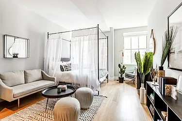 Rented by Pinnacle City Living