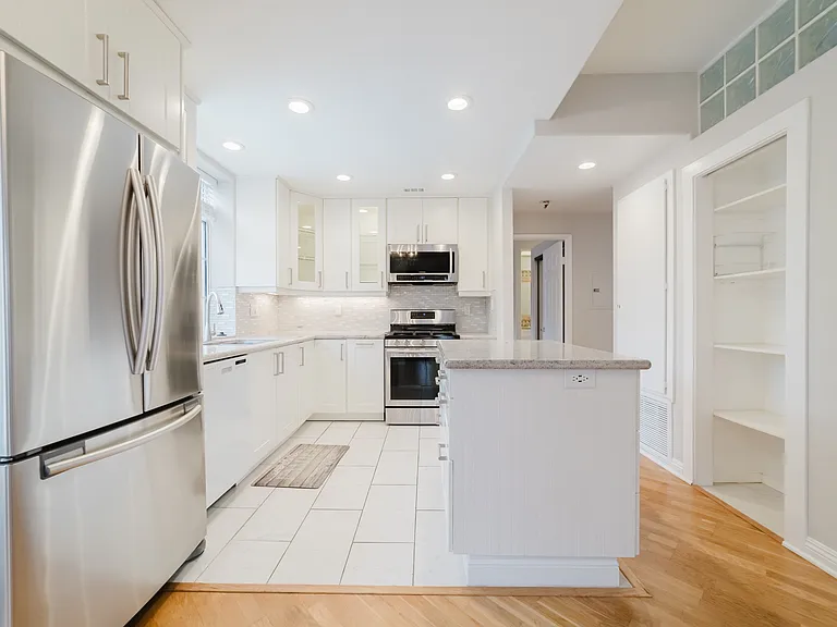 3547 Cameo Dr #31 — Photo 5