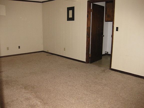 2nd image of 4006 Fritz Ln