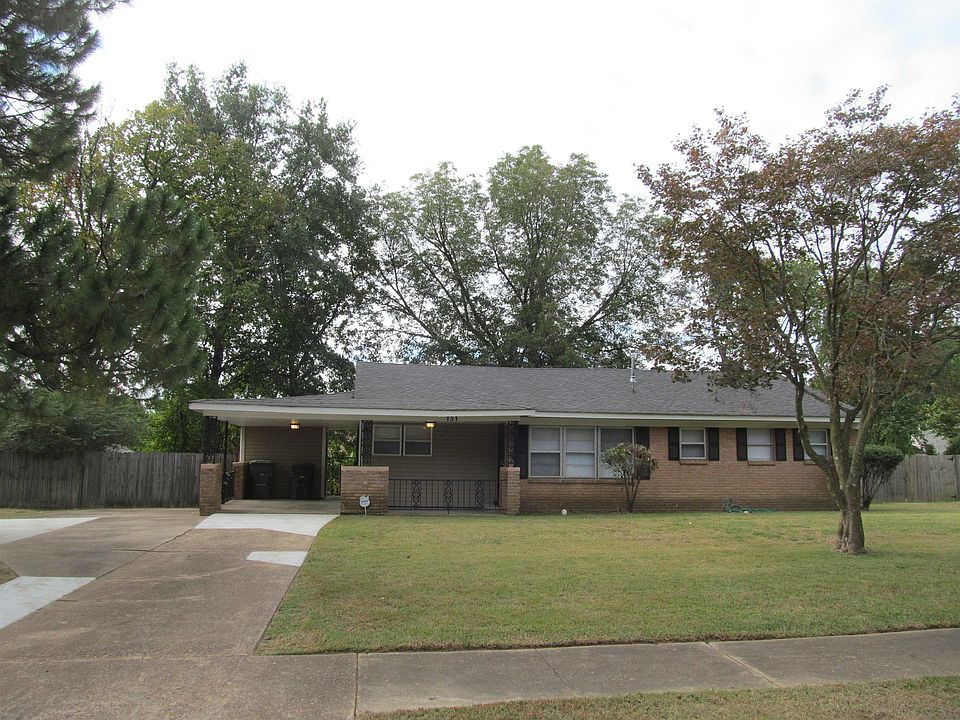 1st image of 151 Jeanne Dr