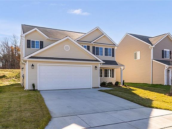 3rd image of 718 Brampton Dr