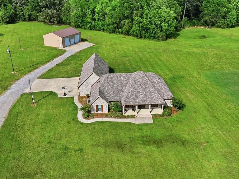 4072 Highway 471 — Photo 57