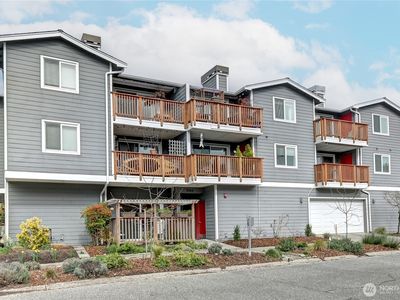 7000 Cleopatra Place NW #101, Seattle, WA, 98117