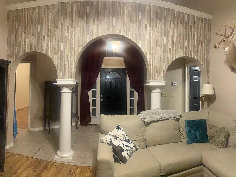 19 Pecan Ln — Photo 3