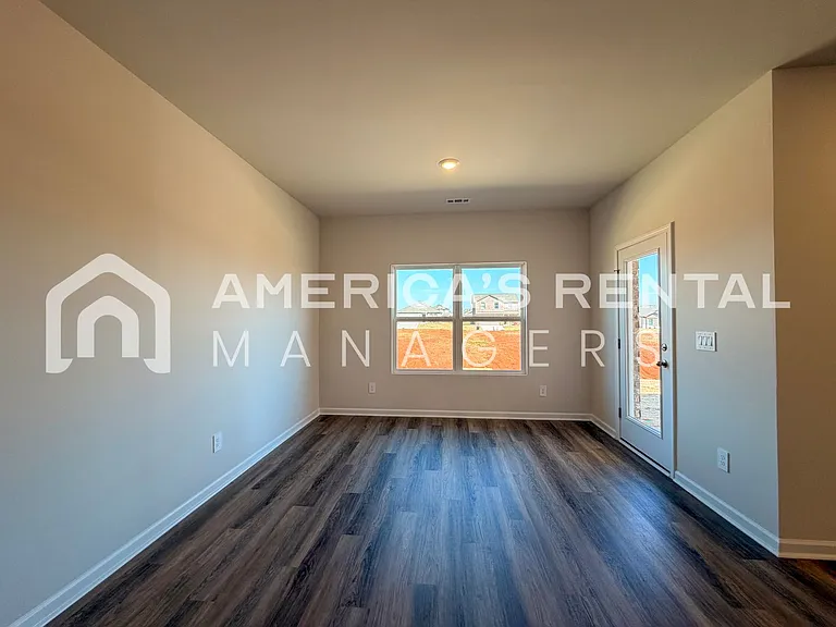 171 Keller Dr — Photo 27