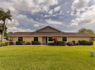 5200 W Lakes Dr #0, Deerfield Beach, FL 33442