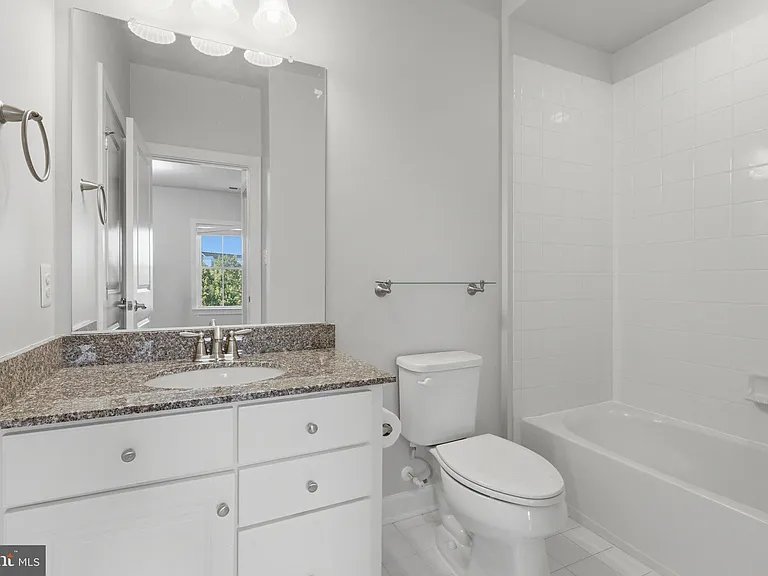 3589 Katherine Way — Photo 39