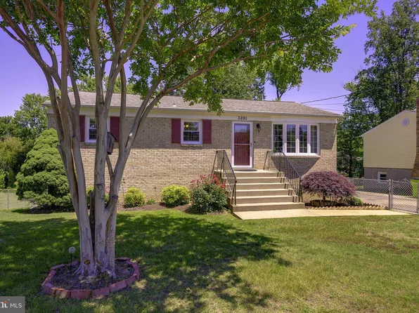 3891 Dominion Dr, Dumfries, VA 22026