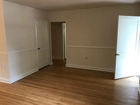 114 W Park Blvd — Photo 3