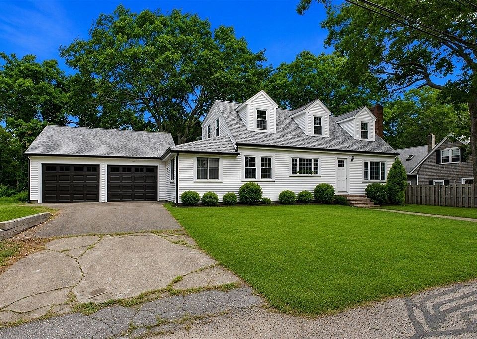 1st image of 17 Winthrop Rd