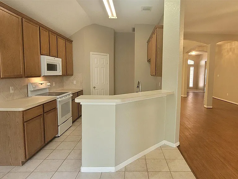 3825 Evergreen Way — Photo 12