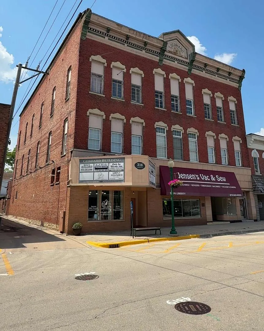 318 Liberty St - 318 1/2 Liberty St Apt# 2 — Photo 4