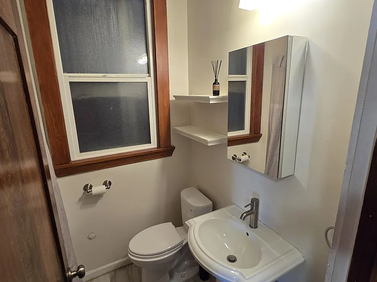 1 bed, 1.0 bath, 680 sqft, $2,195 — Photo 5