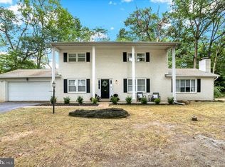 105 Hickory Rd, Carlisle, PA 17015