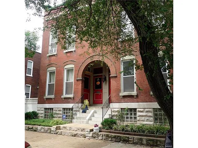 2603-2605 Iowa Ave photo 1