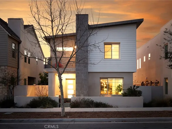 127 Theme, Irvine, CA 92618