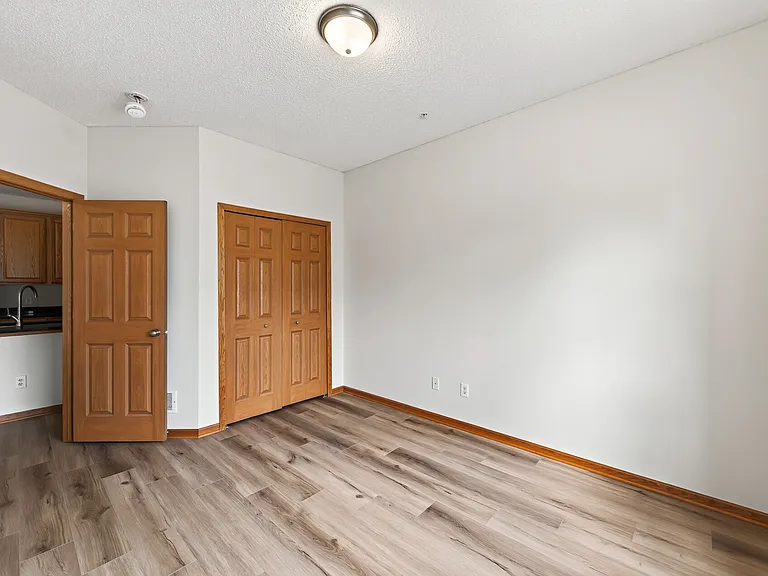 6581 Olive Ln N — Photo 10