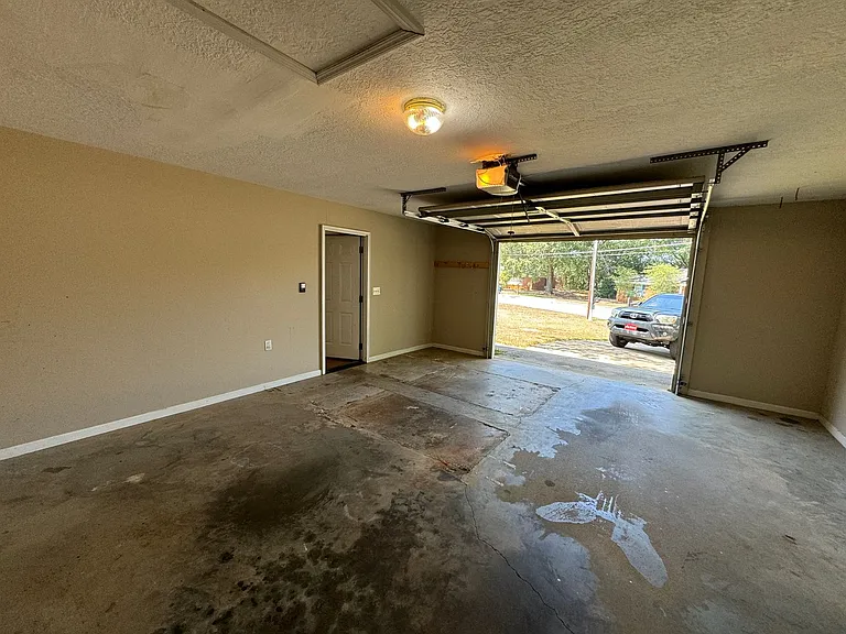 656 Morton Rd — Photo 17