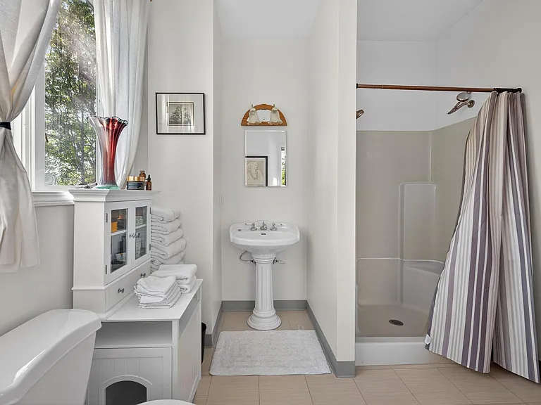 Master Bath.