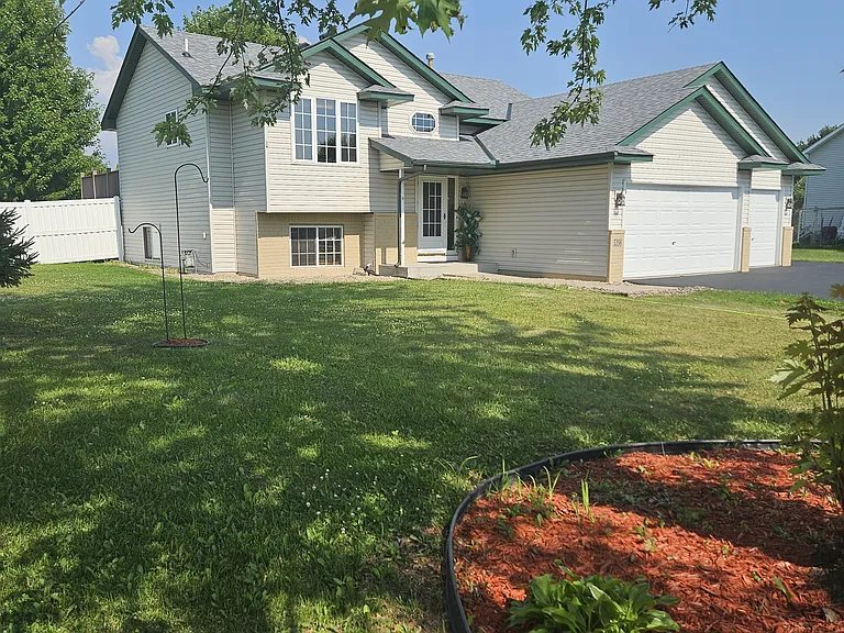 5398 Kahler Dr NE — Photo 8