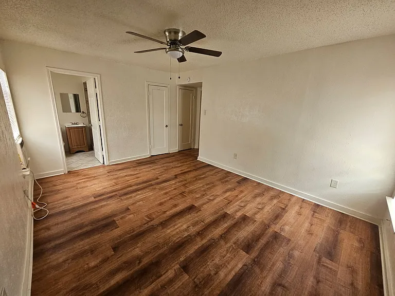 6026 Lovett Ave — Photo 6