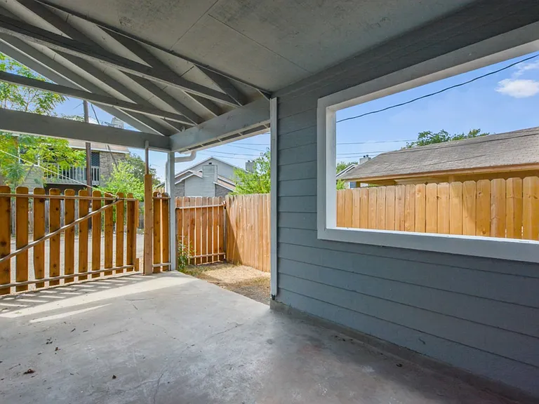 6020 Westcreek Dr #B — Photo 15
