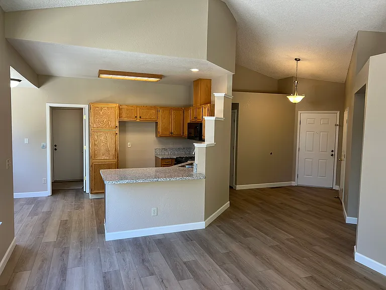 5536 Santa Rosa Ct — Photo 5
