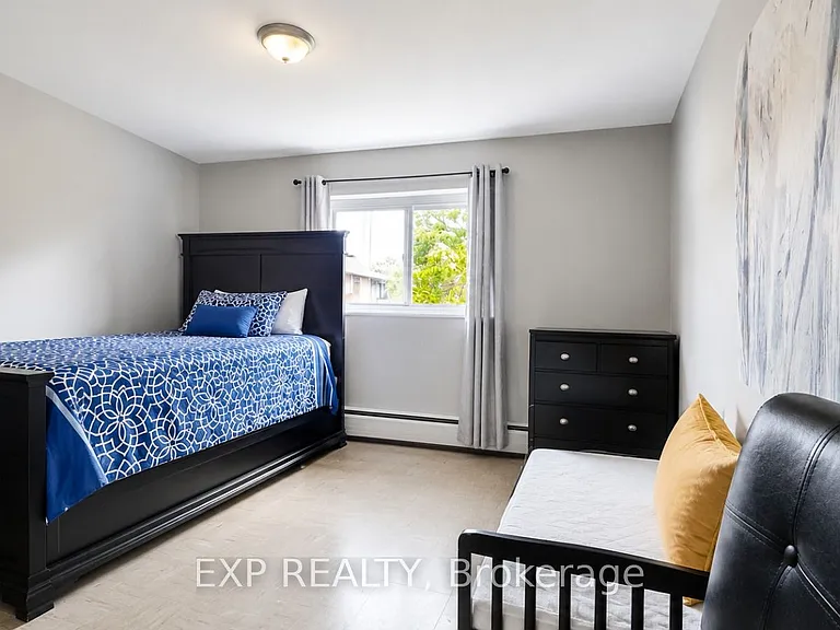 428 Barrie Pl #2 — Photo 11