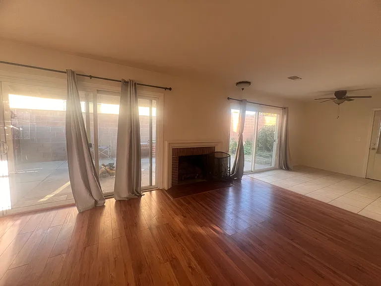 16732 Loukelton St — Photo 2