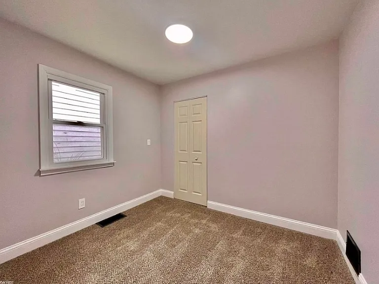 1194 South St — Photo 14