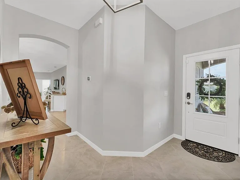2049 Bonito Way — Photo 12